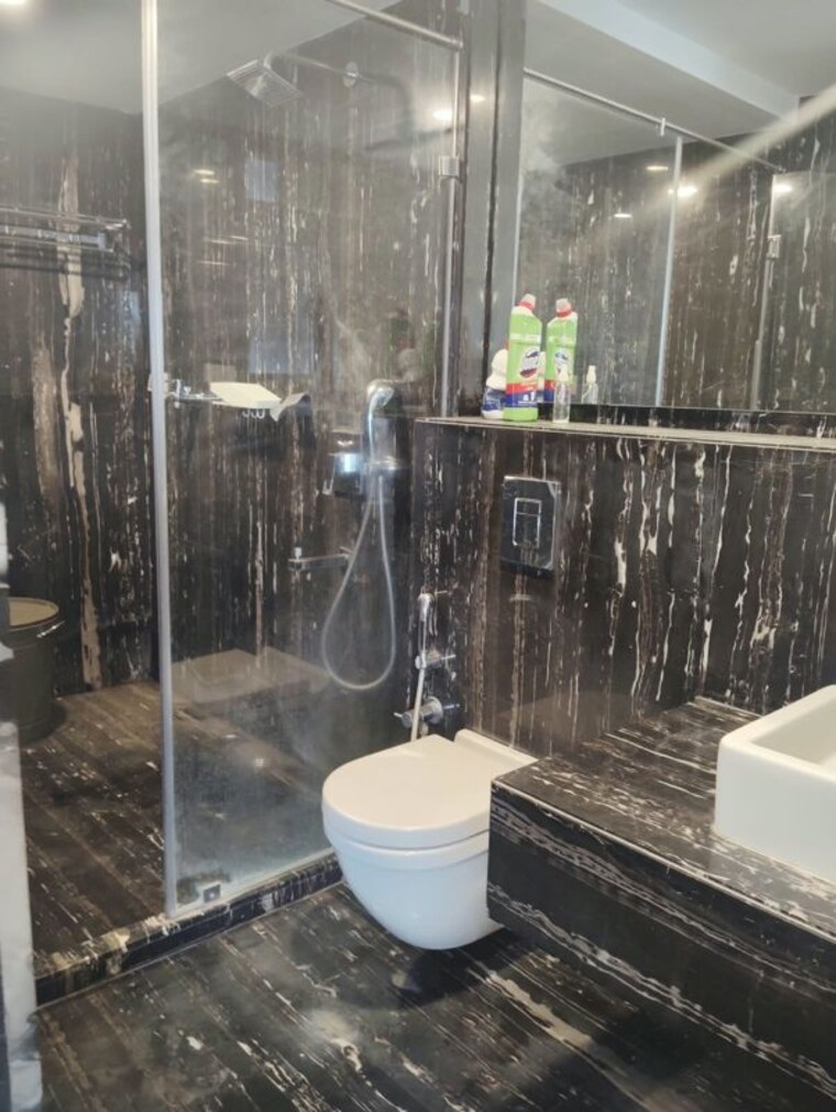 Attached Bathroom, lodha-seamont 2 Bedroom 980 Sq.Ft. Apartment In Malabar Hill Mumbai 10718696