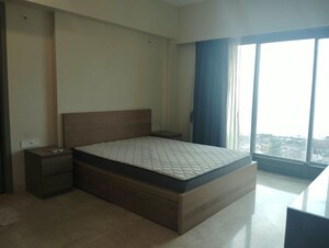 2 BHK Apartment For Rent in Lodha Seamont, Malabar Hill