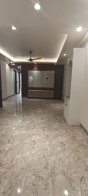 Room in 3 BHK Builder Floor at Fidato Honour Homes, Sector 89 – for Sale