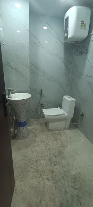 Bathroom in 3 BHK Builder Floor at Fidato Honour Homes, Sector 89 – for Sale