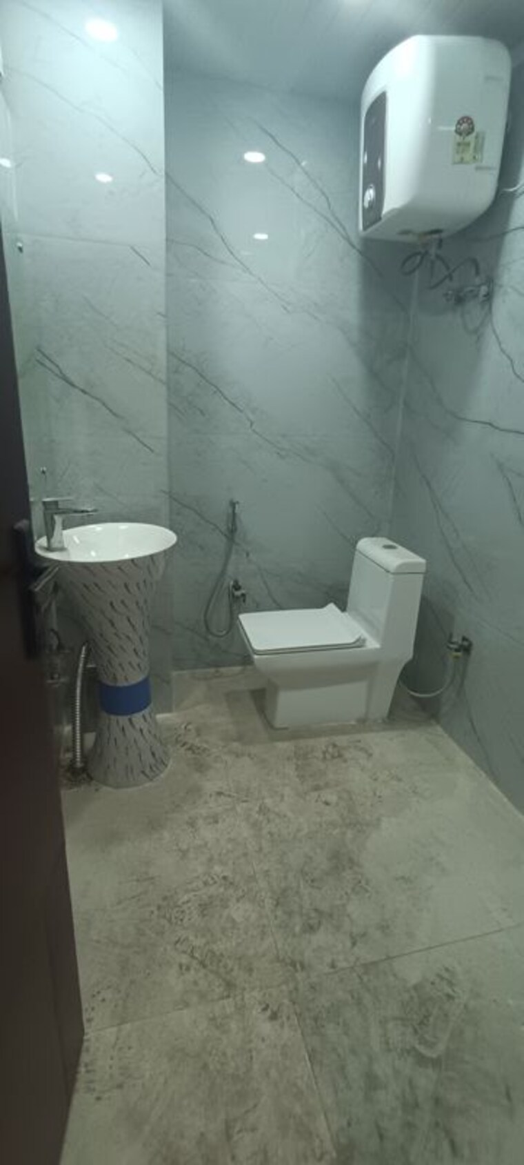 Bathroom, fidato-honour-homes 3 Bedroom 180 Sq.Yd. Builder Floor In Sector 89 Faridabad 10718719
