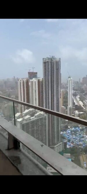 Balcony in 3 BHK Apartment at Lokhandwala Minerva Mahalaxmi, Mahalaxmi – for Rent
