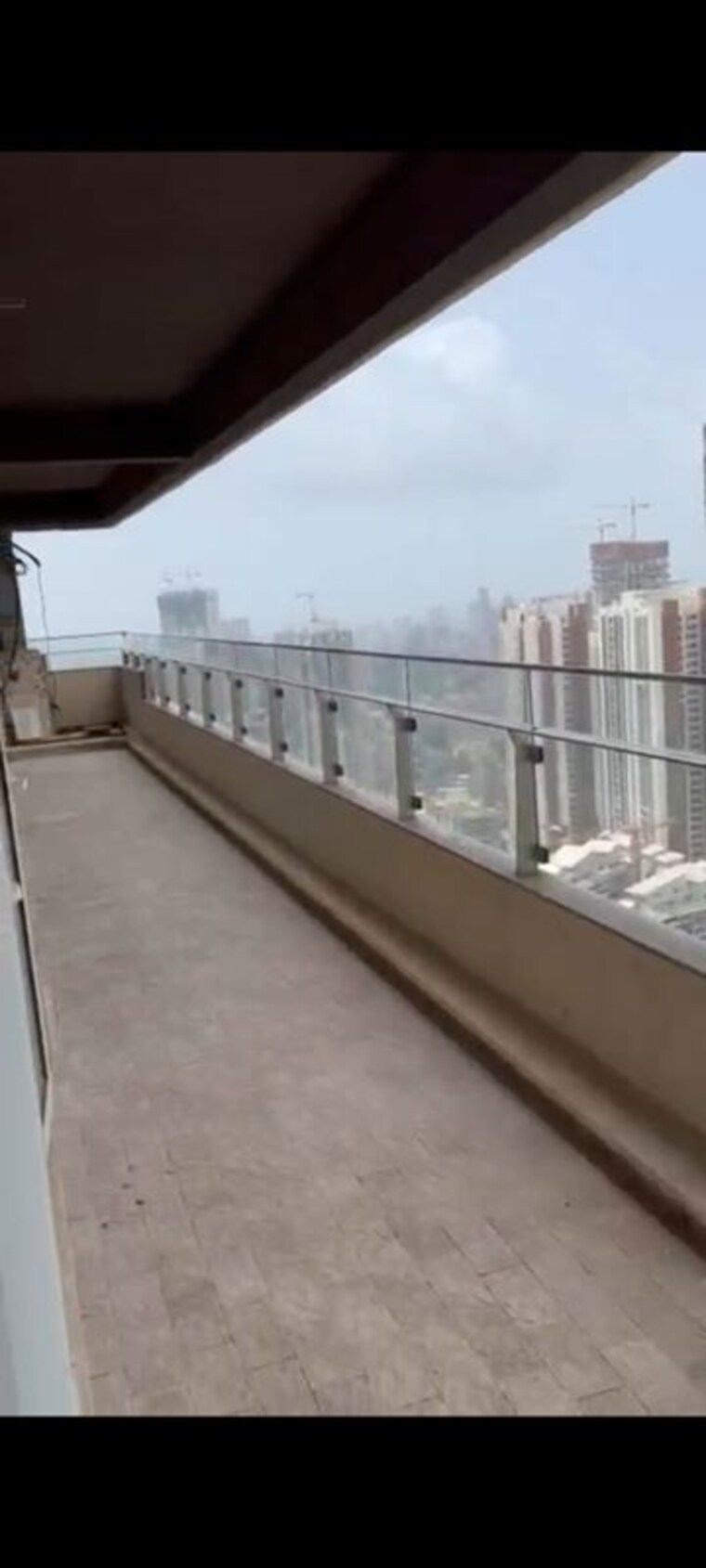 Balcony, lokhandwala-minerva-mahalaxmi 3 Bedroom 2100 Sq.Ft. Apartment In Mahalaxmi Mumbai 10718735