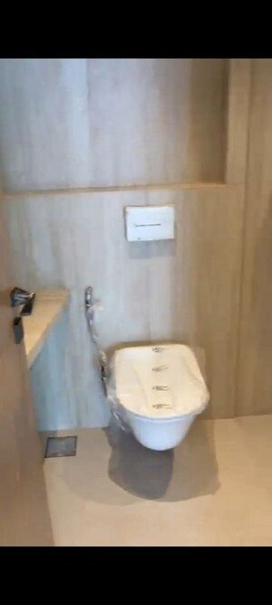 Bathroom in 3 BHK Apartment at Lokhandwala Minerva Mahalaxmi, Mahalaxmi – for Rent