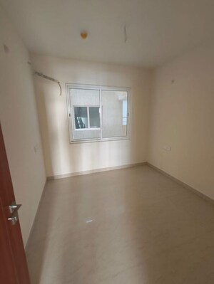 Room in 3 BHK Apartment at Aurobindo The Regent, Kondapur – for Sale