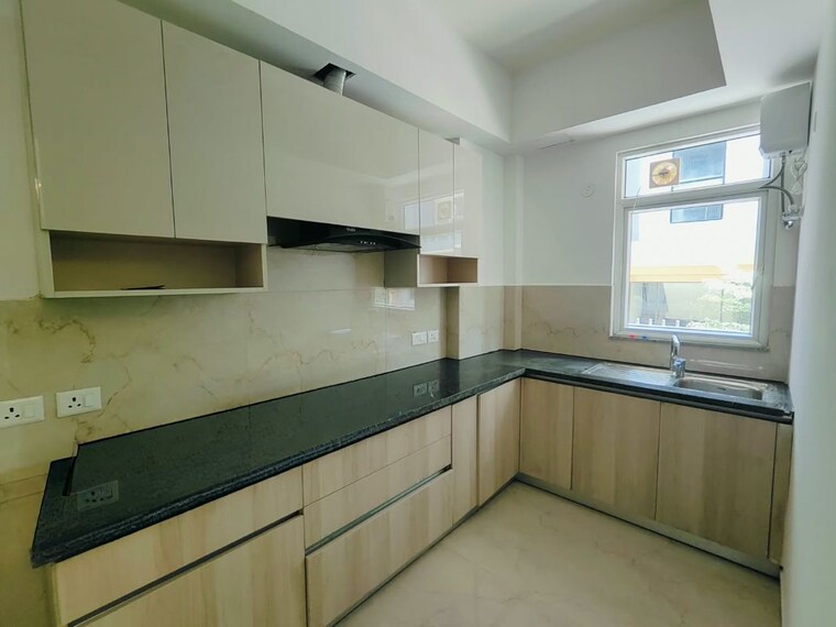 Kitchen, smart-world-orchard 2 Bedroom 1250 Sq.Ft. Apartment In Sector 61 Gurgaon 10718745