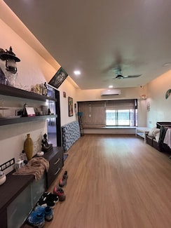 3 BHK Apartment For Rent in Andheri West