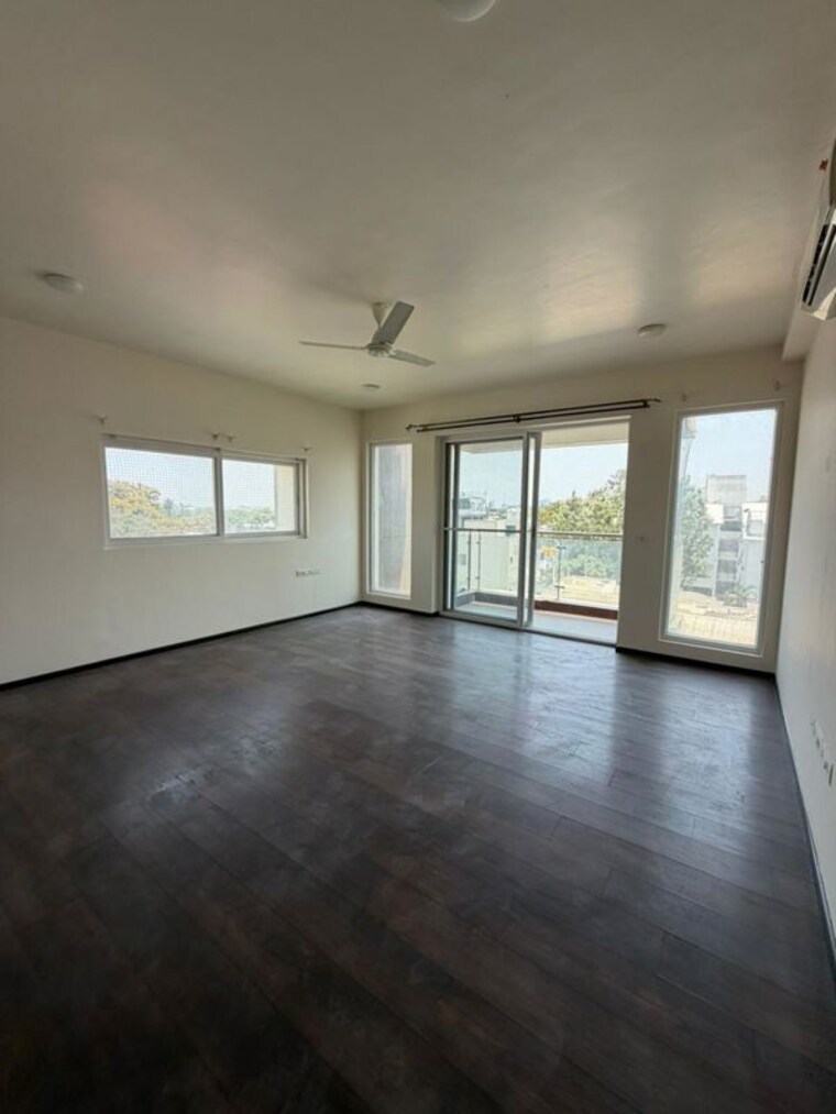 Room, ulsoor lake 4 Bedroom 4137 Sq.Ft. Apartment In Ulsoor Lake Bangalore 10718749
