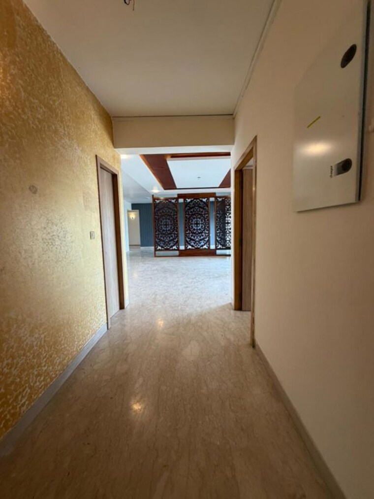 Room, ulsoor lake 4 Bedroom 4137 Sq.Ft. Apartment In Ulsoor Lake Bangalore 10718749