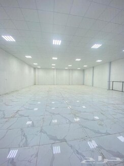 Retail Shop For Rent in Bandra West