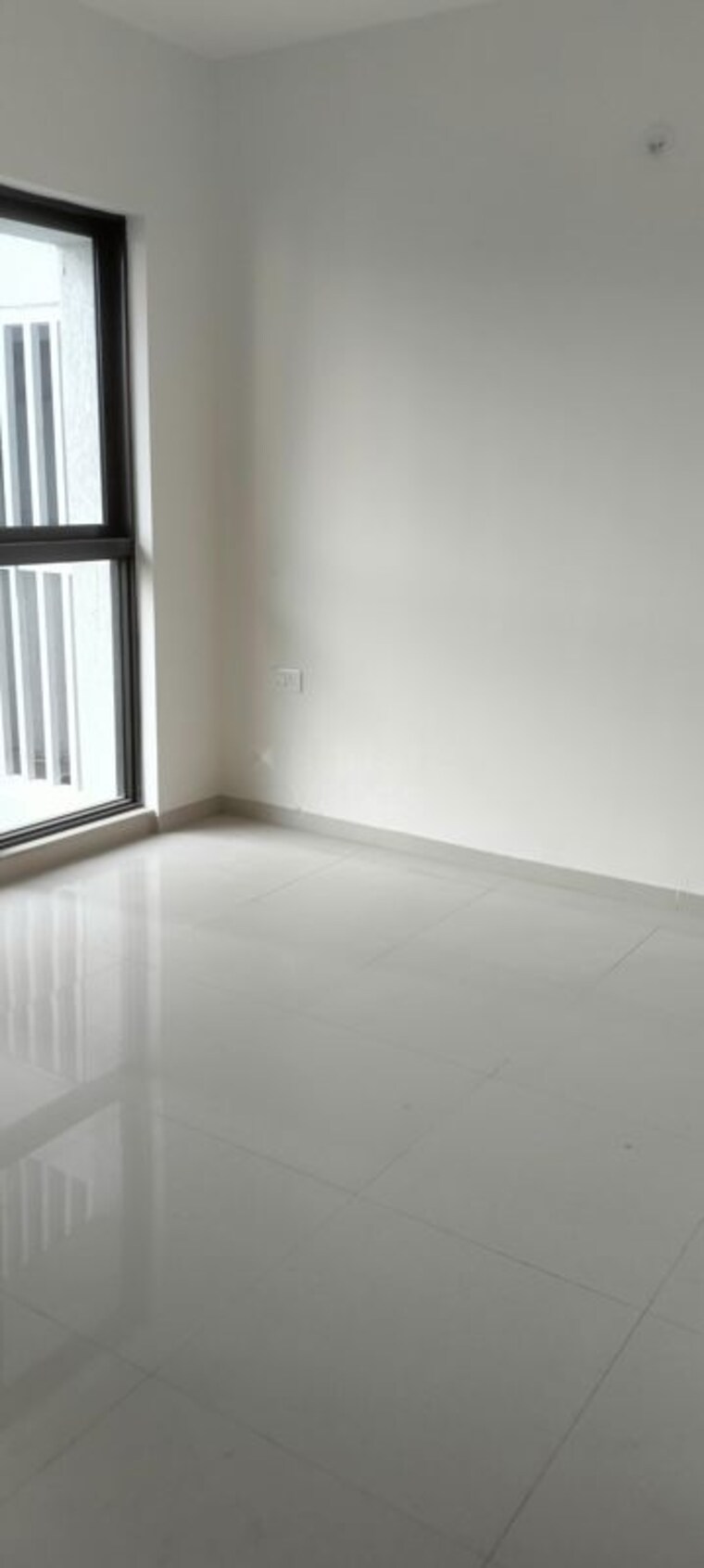 Room, lake-bloom 2 Bedroom 1000 Sq.Ft. Apartment In Powai Mumbai 10718770