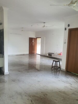 Room in 3 BHK Apartment at Nandi Citadel, Bannerghatta Road – for Rent