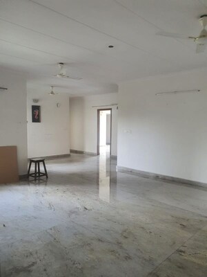 Room in 3 BHK Apartment at Nandi Citadel, Bannerghatta Road – for Rent