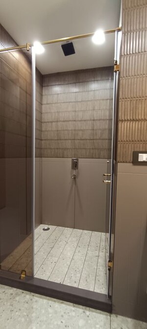 Bathroom in 4 BHK Builder Floor at BPTP Eden Estate, Sector 81 – for Sale