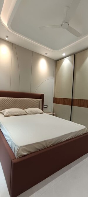 Bedroom in 4 BHK Builder Floor at BPTP Eden Estate, Sector 81 – for Sale