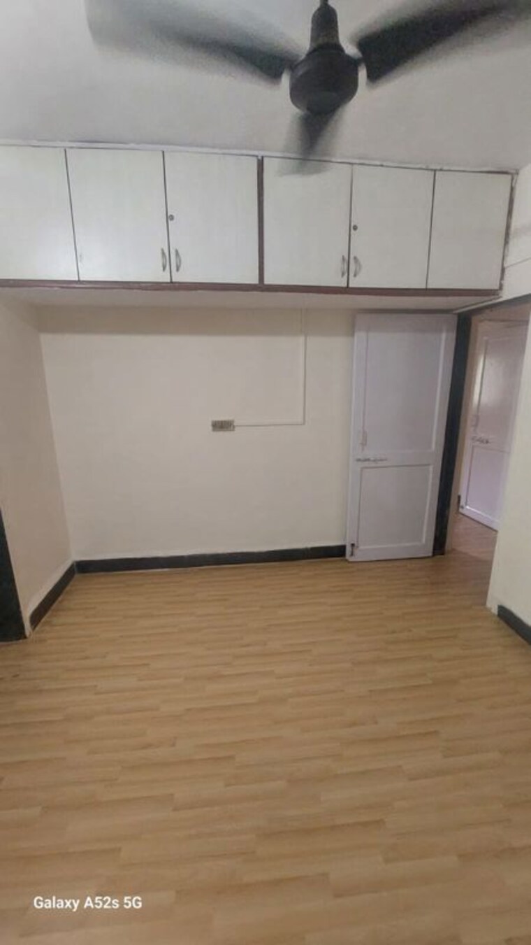 Room, goregaon east 2 Bedroom 650 Sq.Ft. Apartment In Goregaon East Mumbai 10718700