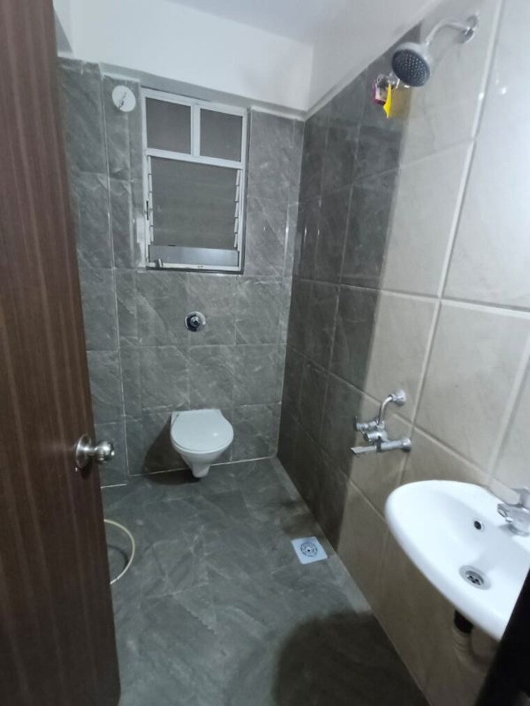 Bathroom, aalia-ace-aurum-ii-phase-1 1 Bedroom 700 Sq.Ft. Apartment In Ravet Pune 10718789