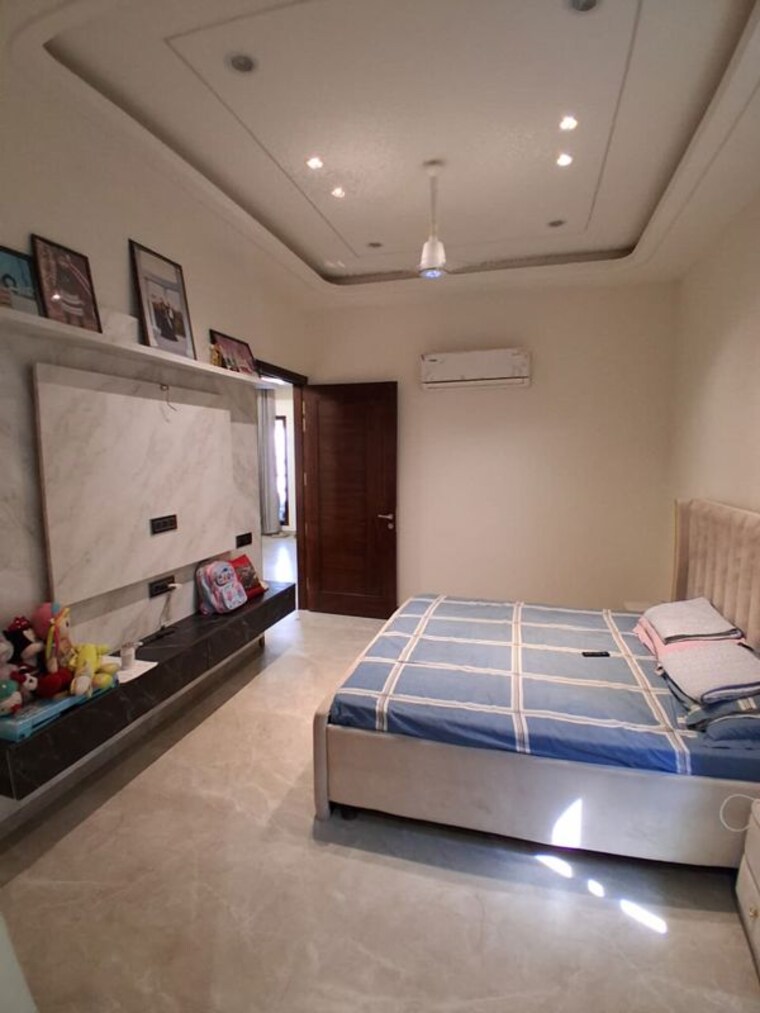 Bedroom, sector 9 panchkula 3 Bedroom 2200 Sq.Ft. Independent House In Sector 9 Panchkula Panchkula 10718794