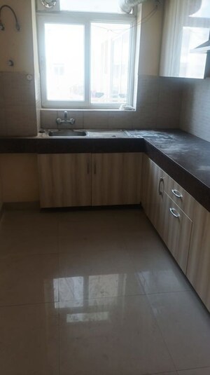 Kitchen in 3.5 BHK Apartment at Ansal Height 86, Sector 86 – for Rent