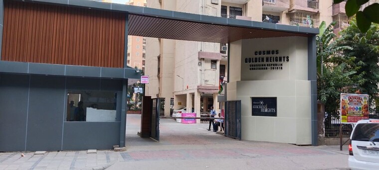  Parking, cosmos-golden-heights 3 Bedroom 1700 Sq.Ft. Apartment In Sain Vihar Ghaziabad 10718812