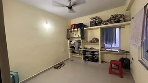 Room in 2 BHK Builder Floor at Devender Nagar – for Rent