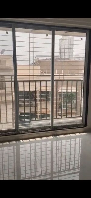 Room in 2 BHK Apartment at Shiv Pearl Gardens, Malad West – for Rent