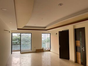 3 BHK Builder Floor For Rent in Auram Floor, South City 2