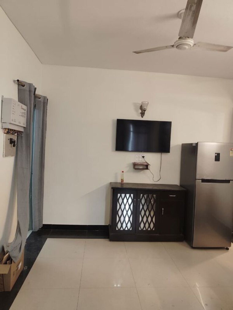 Room, auram-floor 3 Bedroom 2100 Sq.Ft. Builder Floor In South City 2 Gurgaon 10718852