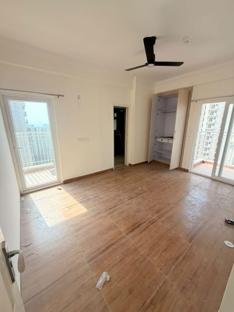 Room, trident-embassy-reso 3.5 Bedroom 1625 Sq.Ft. Apartment In Sector 1 Greater Noida Greater Noida 10718857