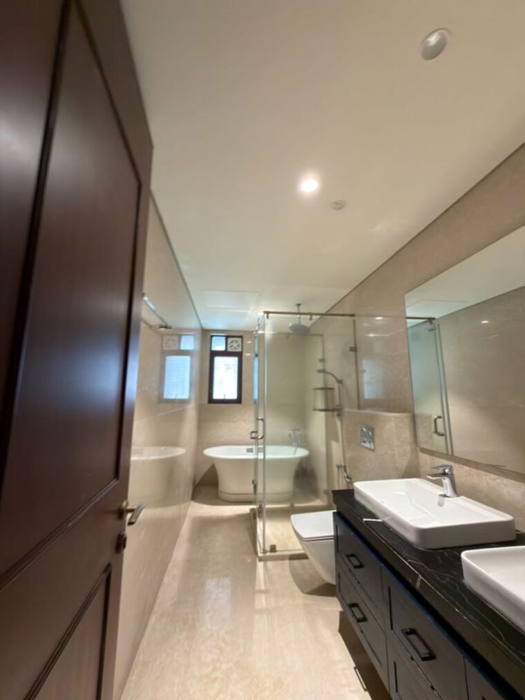 Attached Bathroom, prestige-leela-residency 3 Bedroom 3024 Sq.Ft. Apartment In Kodihalli Bangalore 10718897