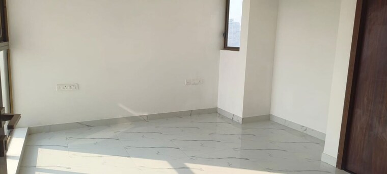 Room, raymond-ten-x-habitat 2 Bedroom 670 Sq.Ft. Apartment In Pokhran Road No Two Thane 10718901