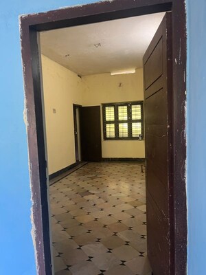 Room in 4 BHK Independent House at Kunnamangalam – for Rent