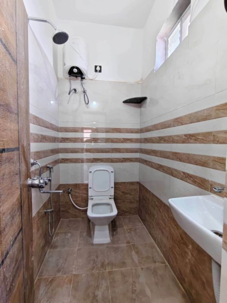 Bathroom, padma-nilayam-kondapur 1 Bedroom 860 Sq.Ft. Apartment In Kondapur Hyderabad 10718933