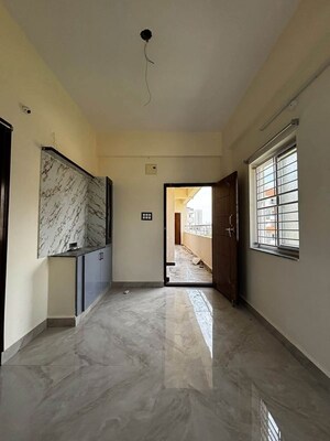 Room in 1 BHK Apartment at Golden Tulip Kondapur, Kondapur – for Rent