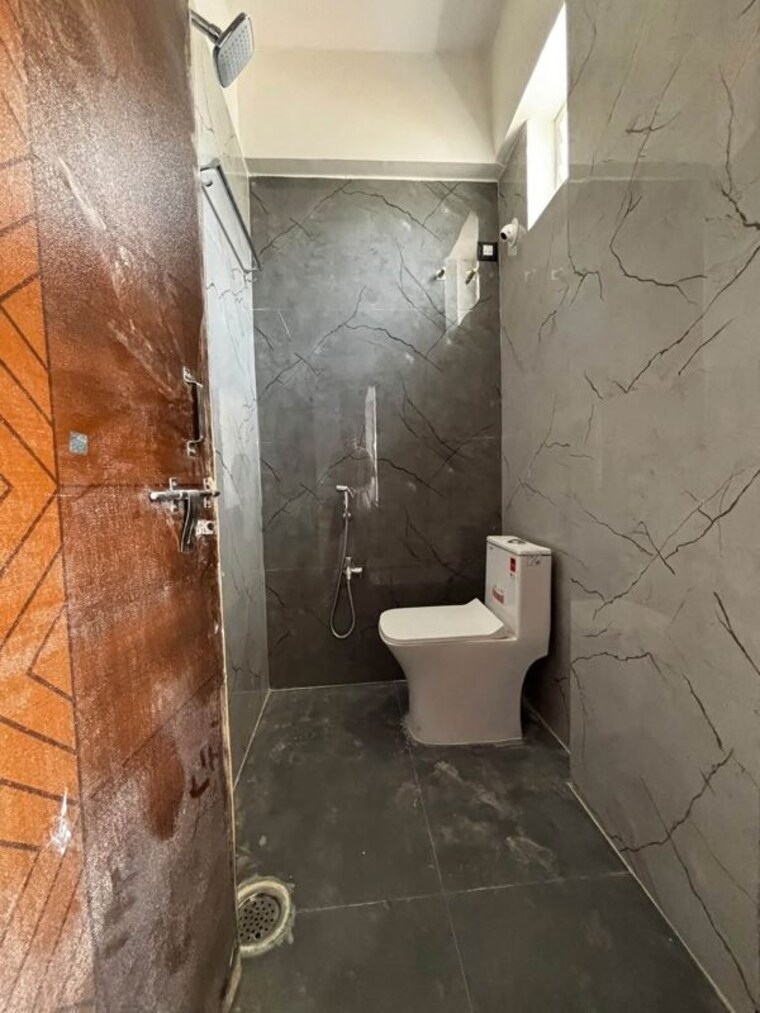 Bathroom, golden-tulip-kondapur 1 Bedroom 689 Sq.Ft. Apartment In Kondapur Hyderabad 10718955