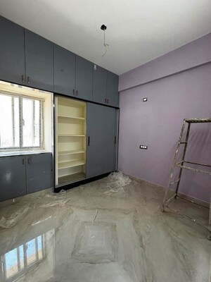Room in 1 BHK Apartment at Golden Tulip Kondapur, Kondapur – for Rent