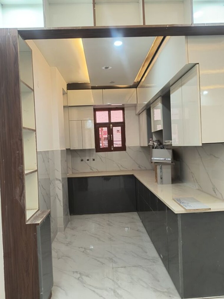 Kitchen, greater kailash i 3.5 Bedroom 210 Sq.Yd. Builder Floor In Greater Kailash I Delhi 10508315