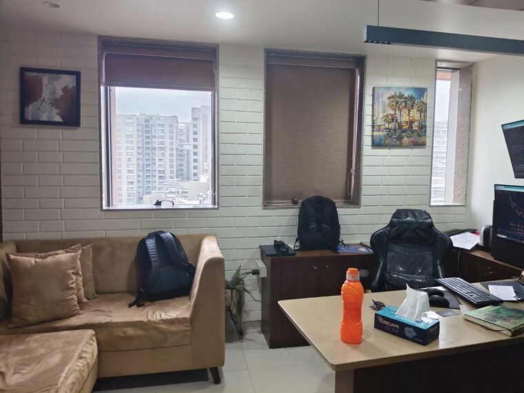 Team Area, ambli Commercial Office Space 700 Sq.Ft. In Ambli Ahmedabad 10718960