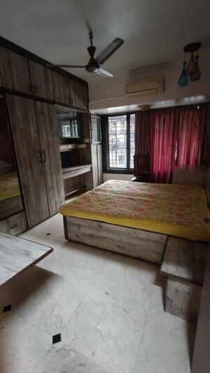 Bedroom in 2 BHK Apartment at Serenity Complex, Andheri West – for Rent