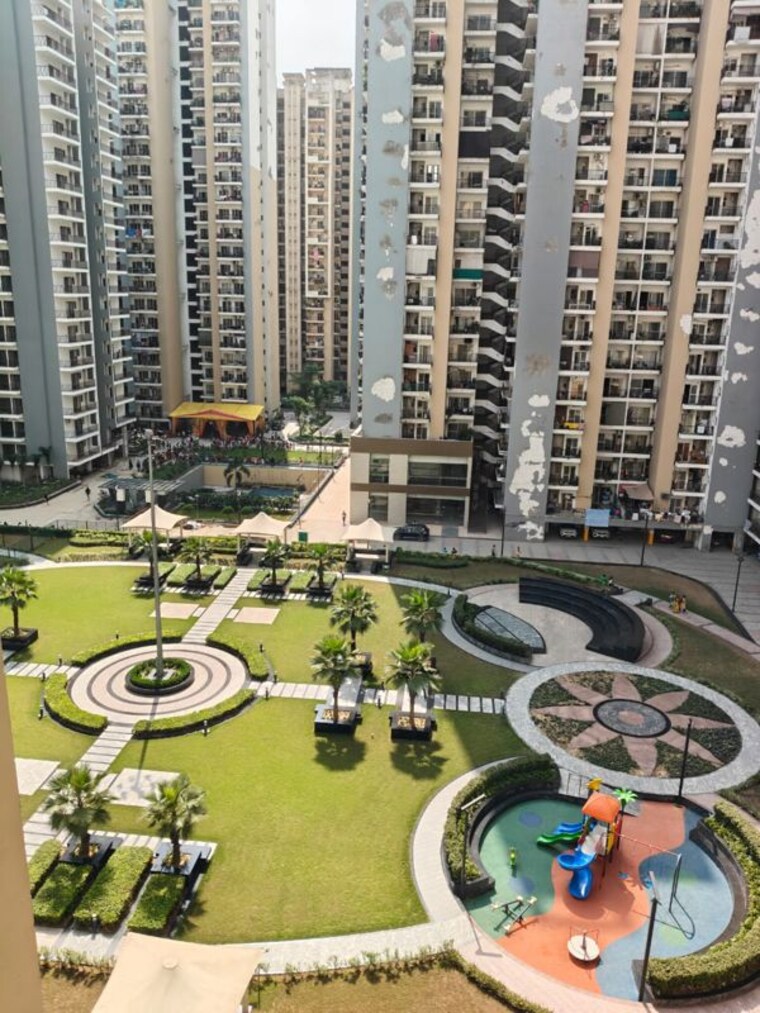 Exterior View, amrapali-enchante 2 Bedroom 850 Sq.Ft. Apartment In Tech Zone 4 Greater Noida Greater Noida 10718956