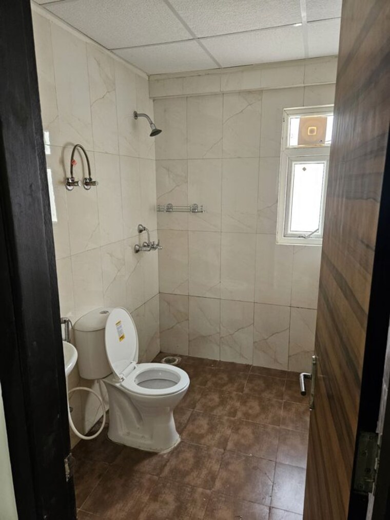 Bathroom, samridhi-luxuriya-avenue 3 Bedroom 1625 Sq.Ft. Apartment In Sector 150 Noida 10718984