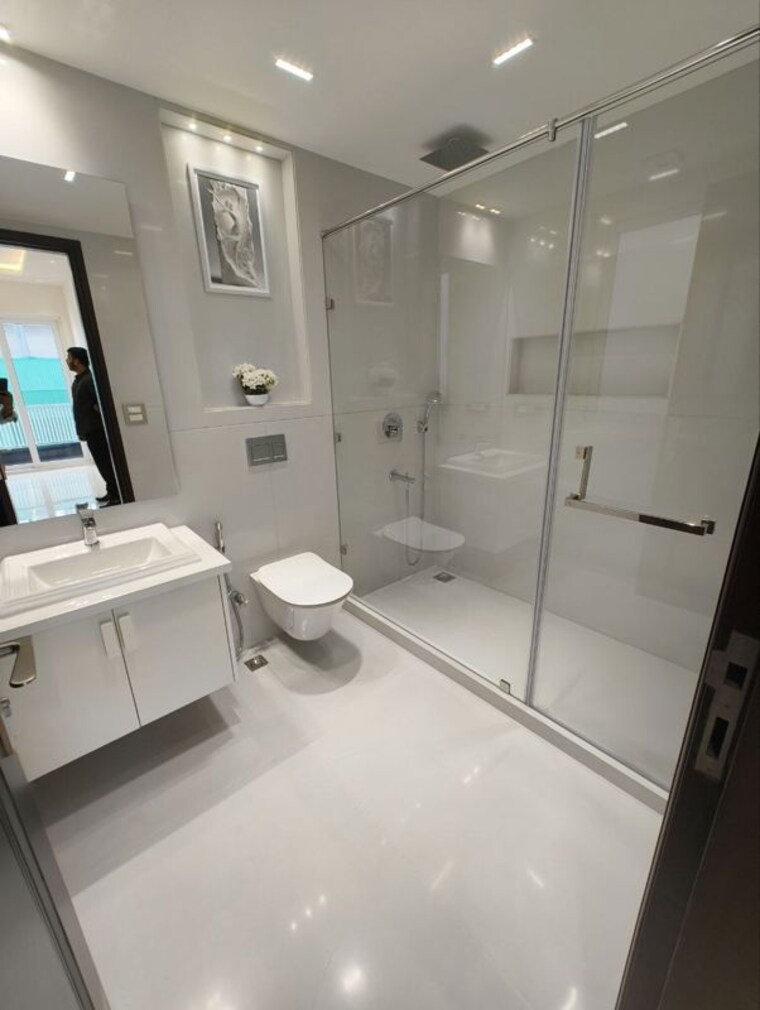Attached Bathroom, parsvnath-exotica 3.5 Bedroom 2900 Sq.Ft. Apartment In Sector 53 Gurgaon 10718975