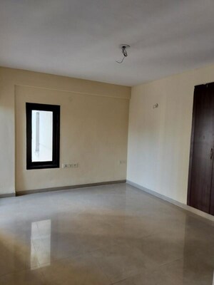 2 BHK Builder Floor For Rent in Sector 23
