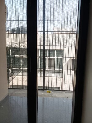 Room in 3 BHK Builder Floor at Green Park – for Rent