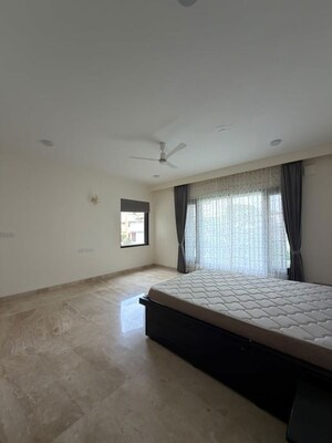Room in 4 BHK Villa at Embassy Grove, Kodihalli – for Rent
