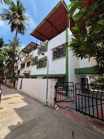 4 BHK +  2000 Sq.Ft. Villa in Bharat Tirth CHS