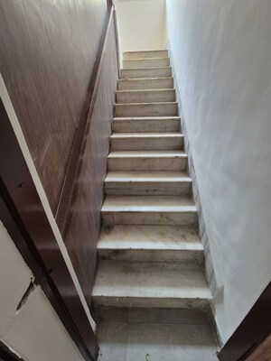 Staircase in 4 BHK Villa at Bharat Tirth CHS, Chembur – for Rent