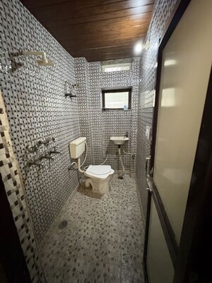 Bathroom in 2 BHK Builder Floor at Sector 23 – for Rent