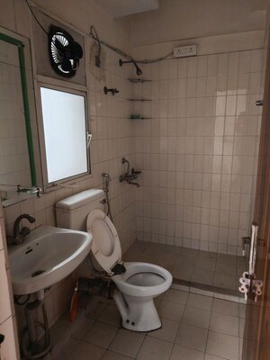 Bathroom in 2 BHK Apartment at DLF The Princeton Estate, Dlf Phase V – for Rent