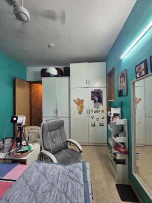 Living Room in 2.5 BHK Apartment at Big Splash, Vashi Sector 17 – for Sale